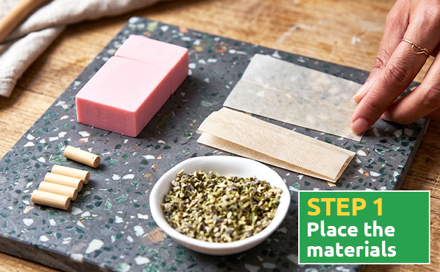 easy steps to roll a joint