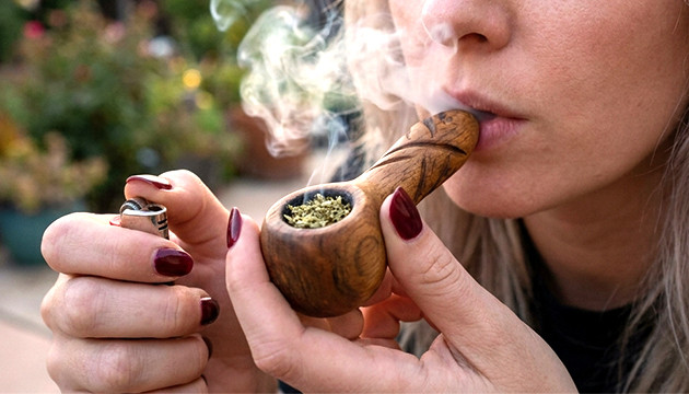 things to smoke weed out of