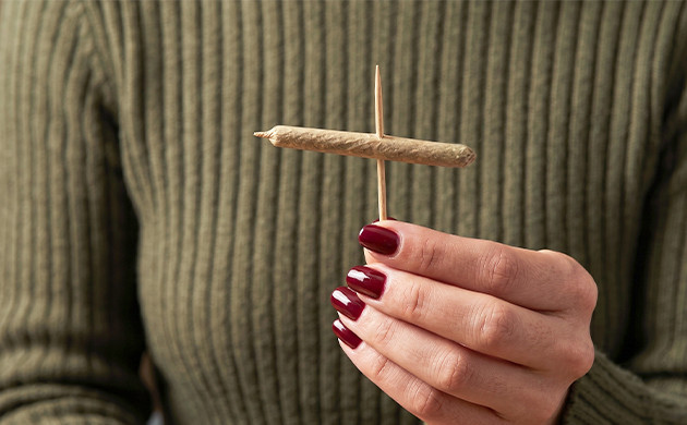 Percez un trou au milieu du plus petit joint