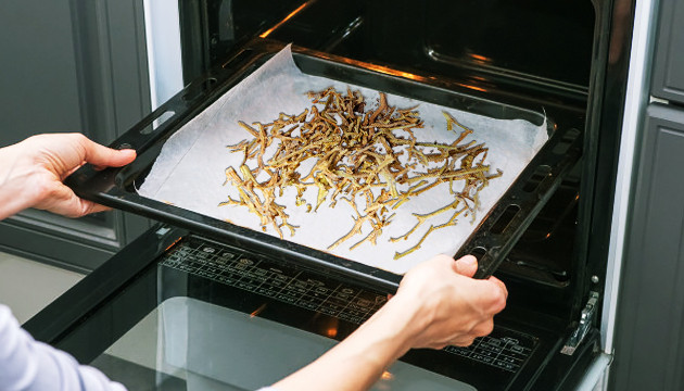 het eten van marijuana stengels