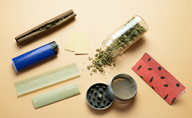 Que pouvez-vous utiliser pour rouler de la weed ? Trouvez des feuilles de papier à rouler