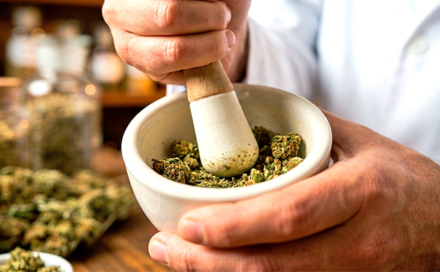 best way to grind weed without a grinder