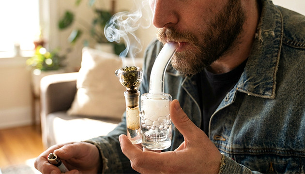 easiest way to smoke weed