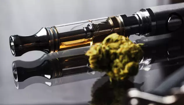 what can you smoke weed out of