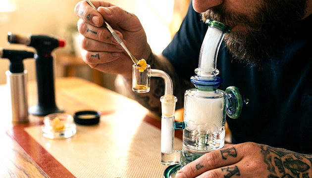 safest way to smoke weed